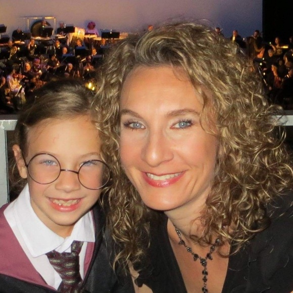 Meet your Posher, Tanya - Picture 1 of 1